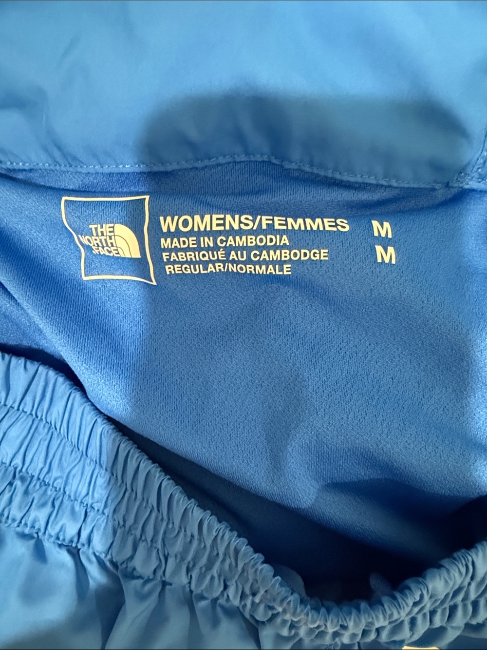 The North Face women’s Bright Blue Athletic Shorts - Picture 2 of 5